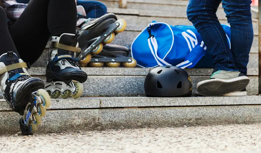 Skates